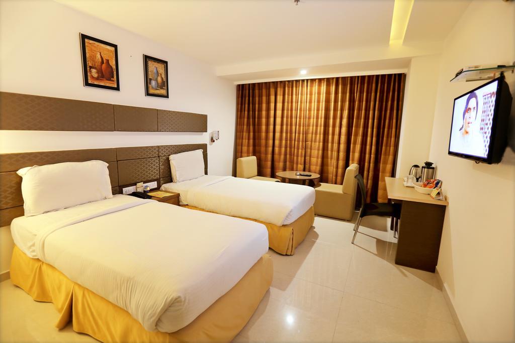 Hotel Sitara Grand Miyapur Hyderabad Camera foto