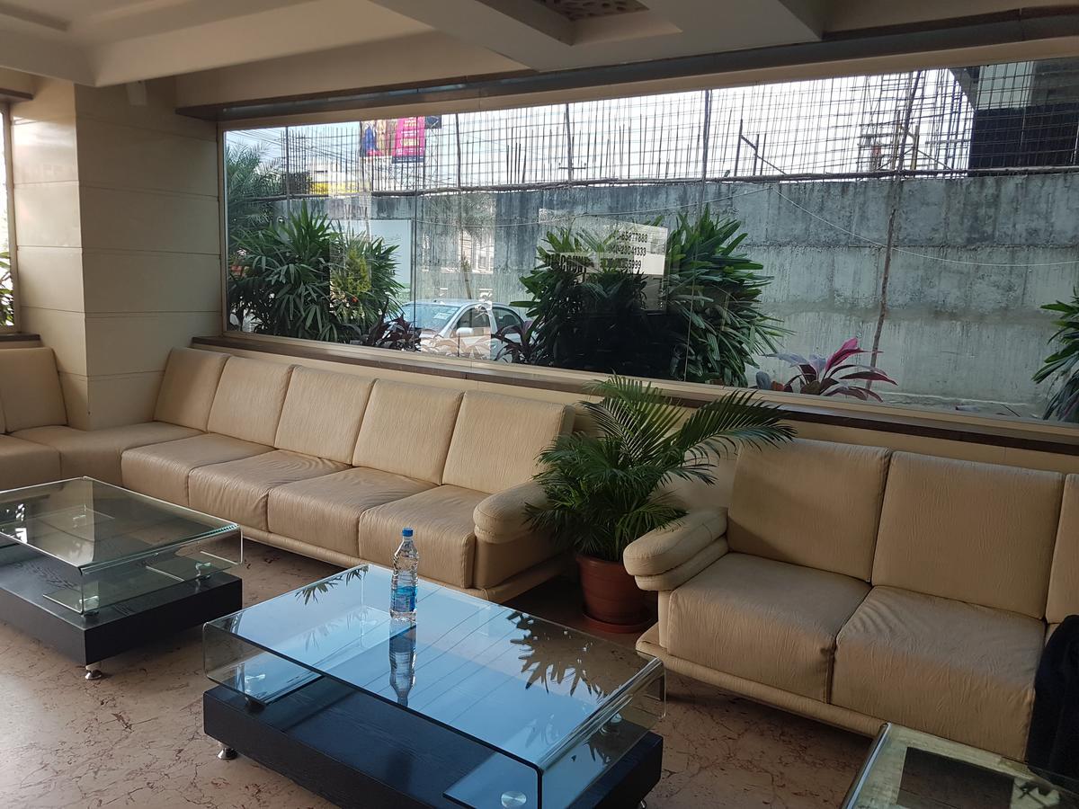 Hotel Sitara Grand Miyapur Hyderabad Esterno foto