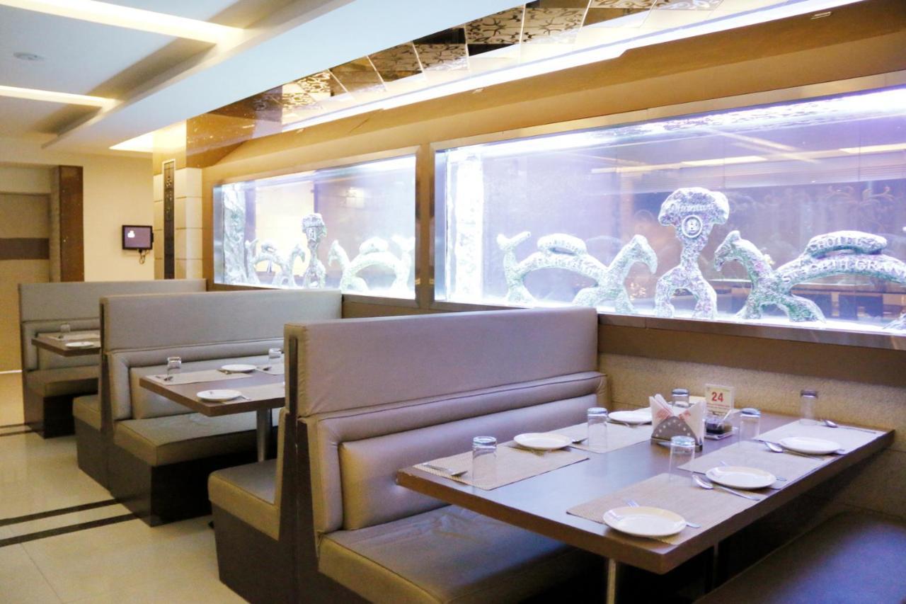 Hotel Sitara Grand Miyapur Hyderabad Esterno foto